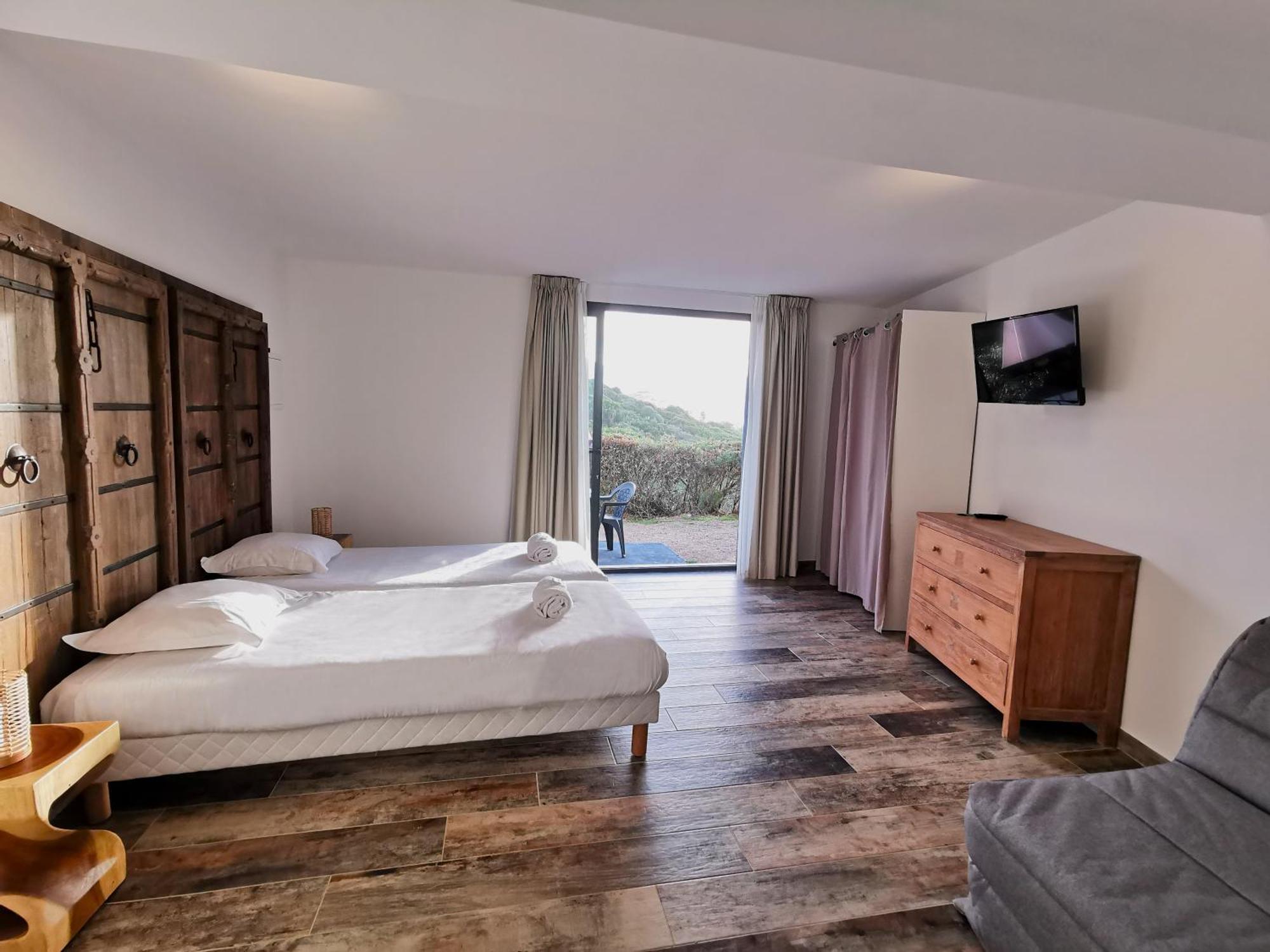 Village De Vacances Paese Di Lava, Grand Ajaccio アラタ エクステリア 写真