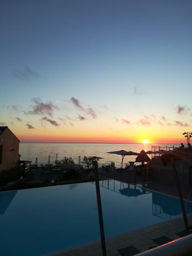 Village De Vacances Paese Di Lava, Grand Ajaccio アラタ エクステリア 写真