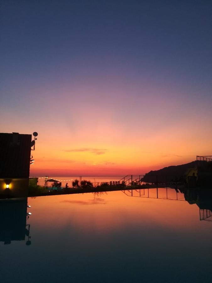 Village De Vacances Paese Di Lava, Grand Ajaccio アラタ エクステリア 写真